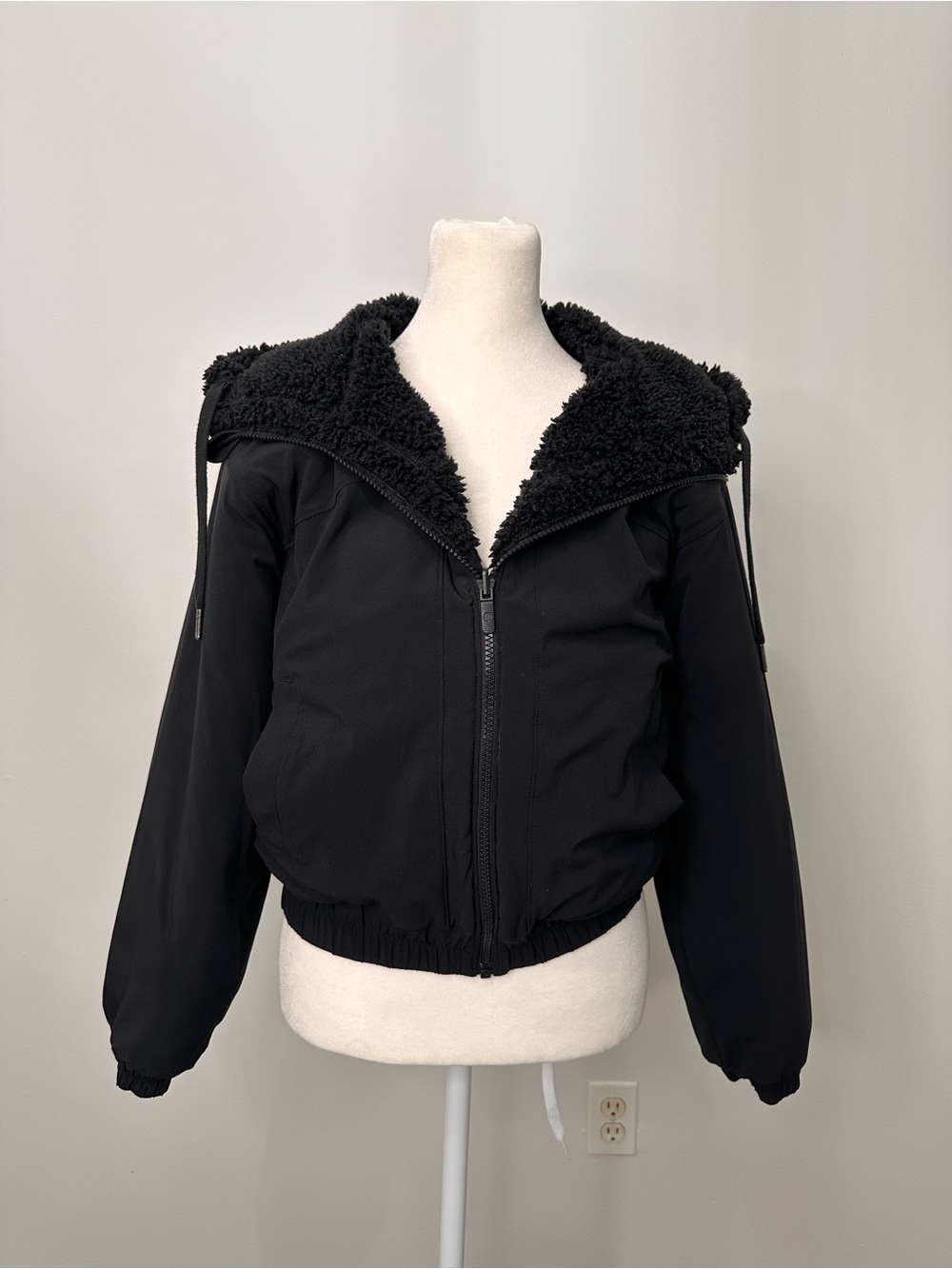 lululemon athletica Black Sherpa Hood Reversible Jacket